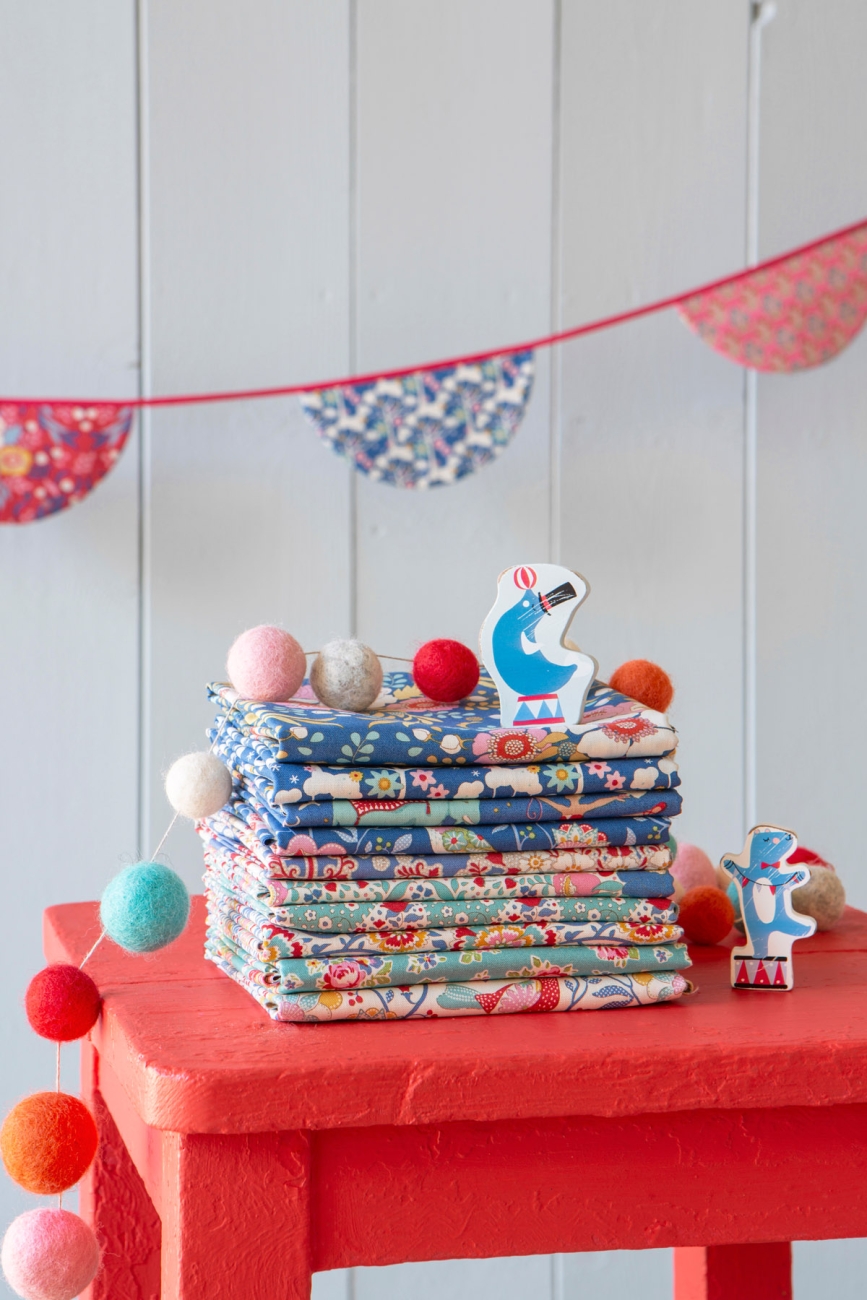 Tilda Patchwork Stoff Baumwolle - Jubilee - Circus Life Jubilee Blue
